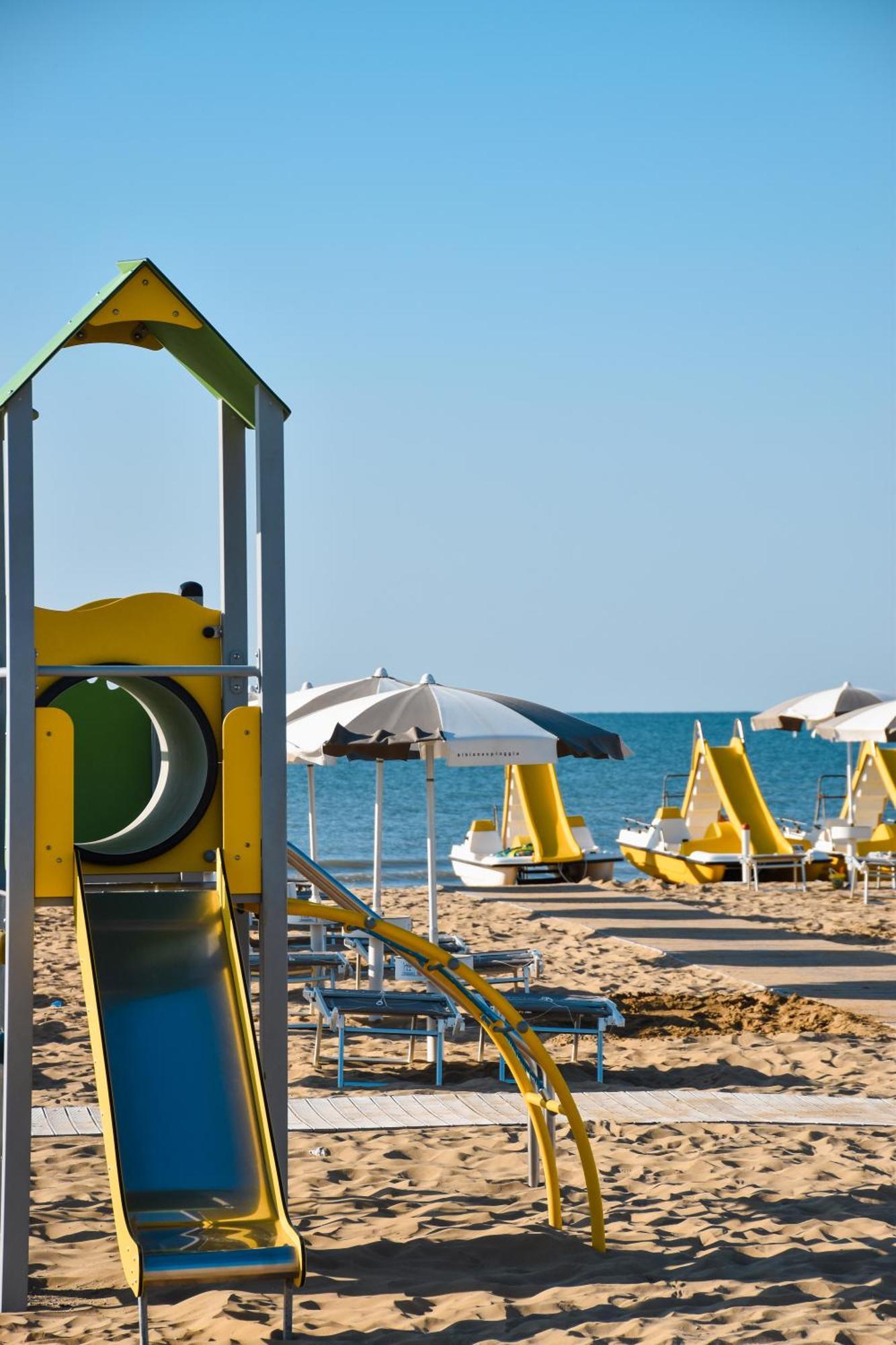 Aparthotel Pineda Bibione Exterior photo